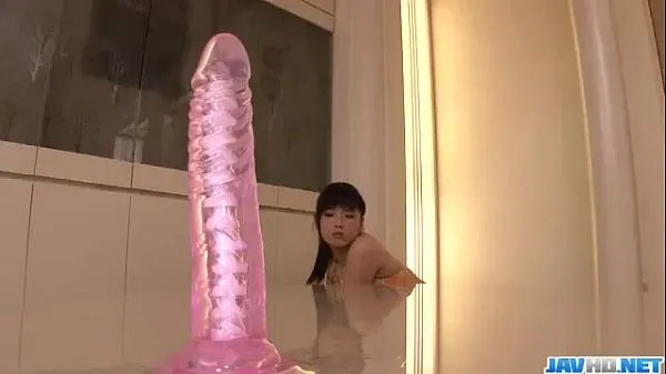 Pokaži Impressive toy porn with hairy Asian milf Satomi Ichihara tople posnetke