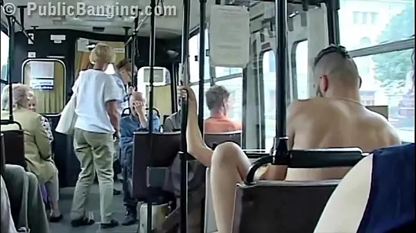 Vis Extreme public sex in a city bus with all the passenger watching the couple fuck varme klipp