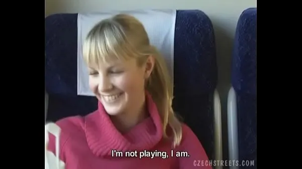 Vis Czech streets Blonde girl in train varme klipp