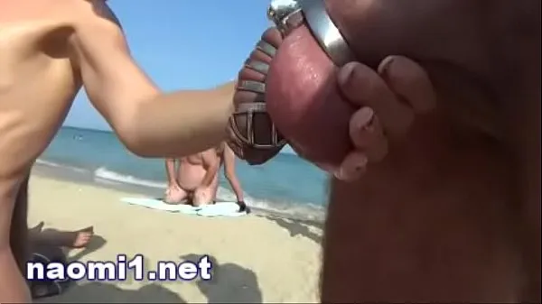 Εμφάνιση piss and multi cum on a swinger beach cap d'agde ζεστών κλιπ