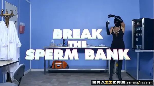 Vis Brazzers - Doctor Adventures - Phoenix Marie Charles Dera and Michael Vegas - Break The Sperm Bank varme Clips