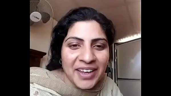 Tampilkan pakistani aunty sex Klip hangat