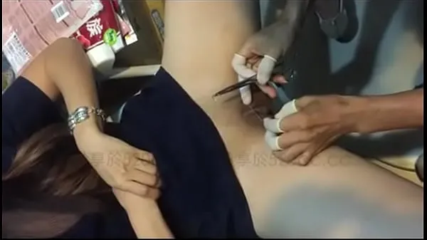 Mostra Tattoo China clip calde