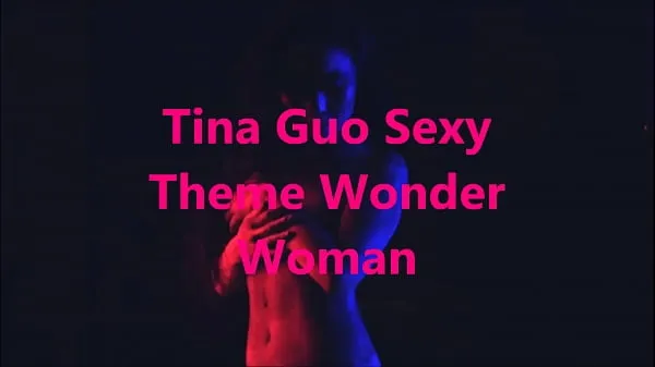Meleg klipek megjelenítése Tina Guo Sexy Theme Wonder Woman