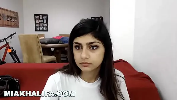 Show Mia Khalifa - Behind The Scenes Blooper (Can You See Me warm Clips