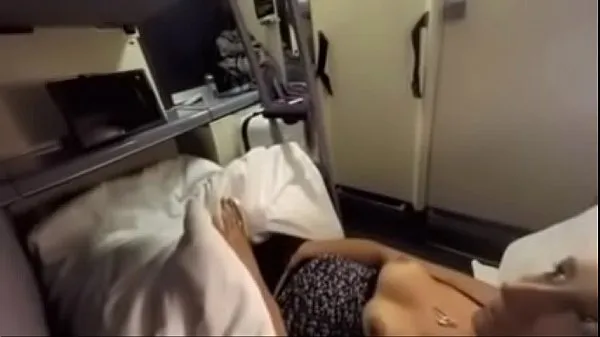 Show Young Girl in train warm Clips