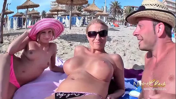 Pokaži German sex vacationer fucks everything in front of the camera tople posnetke