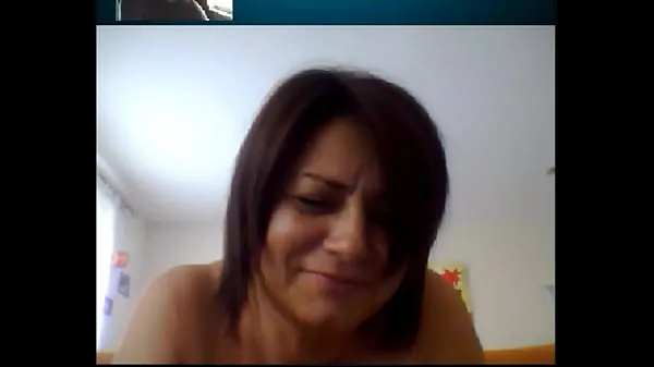 Show Italian Mature Woman on Skype 2 warm Clips