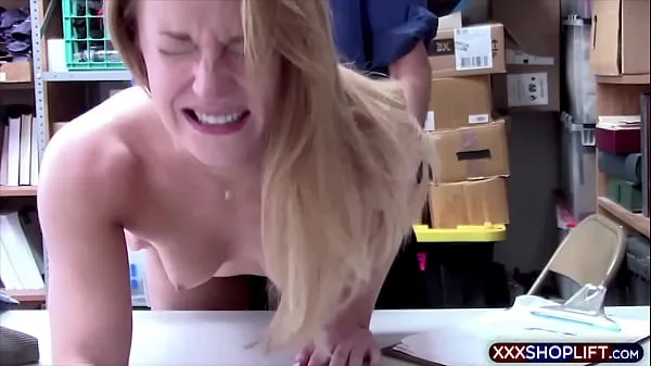 Pokaži Innocent blonde virgin rough fucked on CCTV tople posnetke