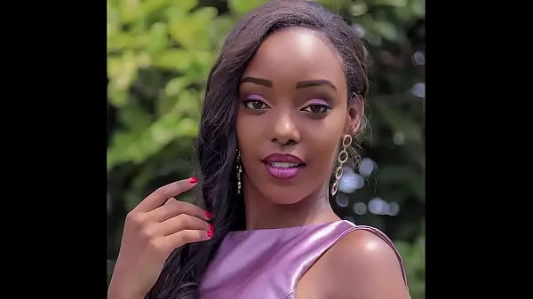Meleg klipek megjelenítése Vanessa Raissa Uwase a Rwandan