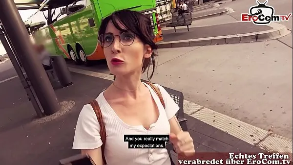 Näytä German student girl public pick up EroCom Date Sexdate and outdoor sex with skinny small teen body lämpimiä leikkeitä