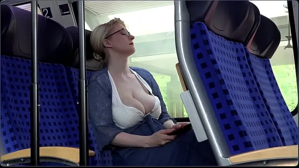 Sıcak Klipler saggy natural big tits in public gösterin