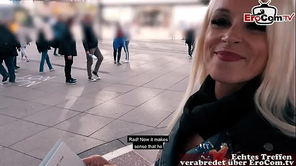 Vis Skinny mature german woman public street flirt EroCom Date casting in berlin pickup varme klipp
