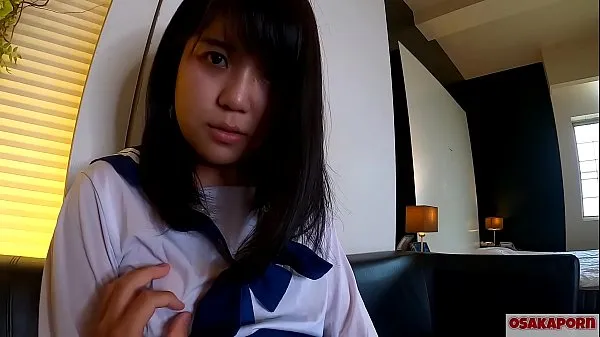Vis 18 years old teen Japanese with small tits gets orgasm with finger bang and sex toy. Amateur Asian with costume cosplay talks about her fuck experience. Mao 6 OSAKAPORN varme Clips