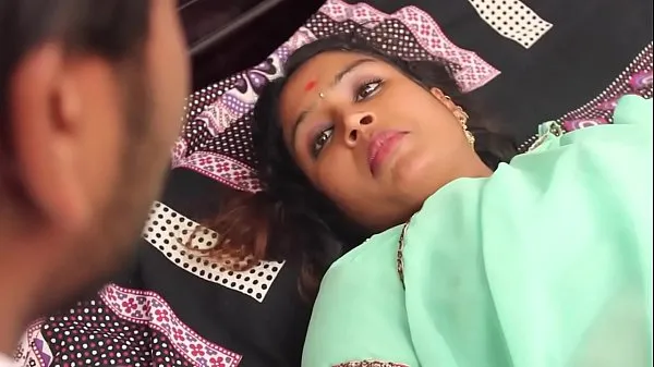 Laat SINDHUJA (Tamil) as PATIENT, Doctor - Hot Sex in CLINIC warme clips zien