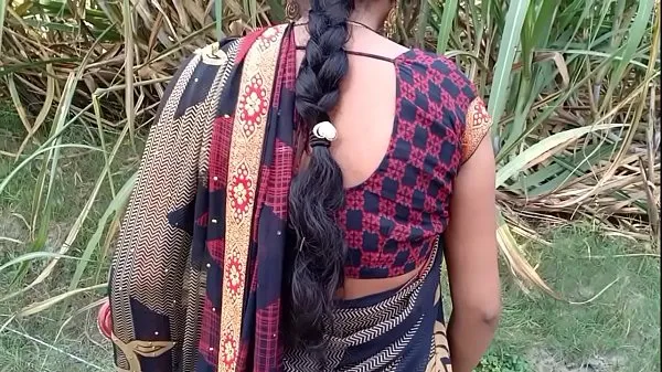 Sıcak Klipler Indian desi Village outdoor fuck with boyfriend gösterin