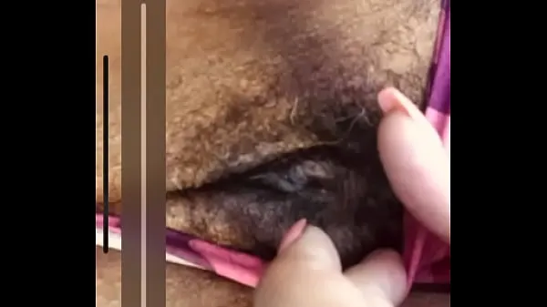 따뜻한 클립Married Neighbor shows real teen her pussy and tits 표시합니다