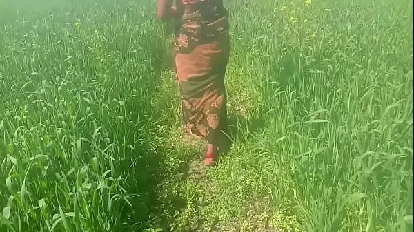 Laat Wheat Field Rubbing Ke Chod Dehati Video warme clips zien