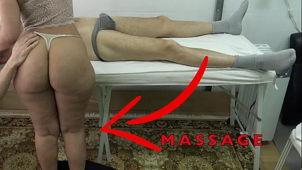 Meleg klipek megjelenítése Maid Masseuse with Big Butt let me Lift her Dress & Fingered her Pussy While she Massaged my Dick
