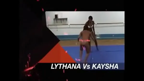 Εμφάνιση Amazon's Prod (French women wrestling ζεστών κλιπ
