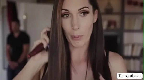 Meleg klipek megjelenítése Stepson bangs the ass of her trans stepmom