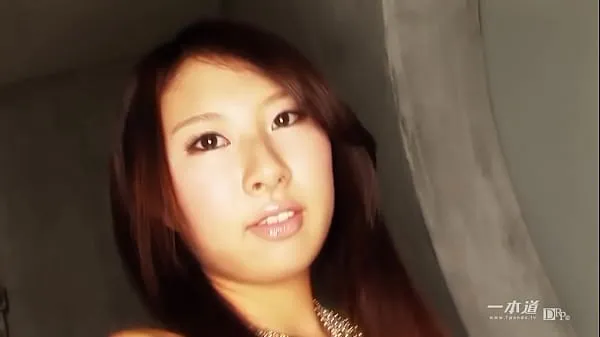 Näytä Mai Asahina, who has an outstanding style, appears in sexy underwear! Shaped bowl-shaped boobs. 1 lämpimiä leikkeitä