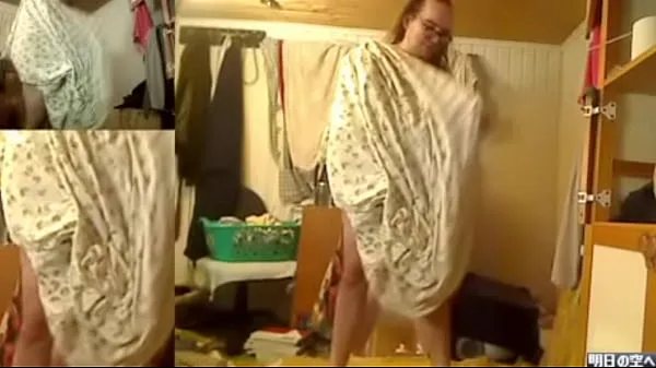 Show Prep for dance 26, spotted a hole in the bedsheet and had to investigate it(2022-07-02, 0 days and 0 dances since last orgasm warm Clips