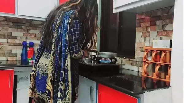 Zobrazit Indian Stepmom Fucked In Kitchen By Husband,s Friend teplé klipy