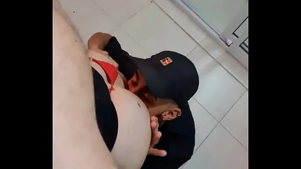 MALE PERFORMS THE FETISH OF AN IF**D DELIVERY WAITING FOR HIM IN PANTIES AS A REWARD WON A LOT OF PAU IN THE ASS (COMPLETE IN THE NET AND SUBSCRIPTION گرم کلپس دکھائیں