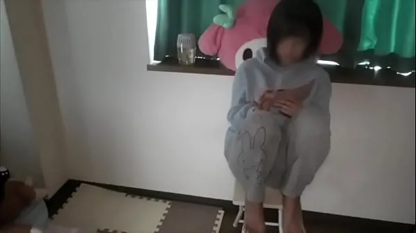 Sıcak Klipler Cute Japanese short-cut dark-haired woman masturbates with a toy during the day gösterin