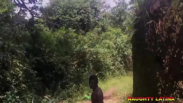 Laat AFRICAN EBONY BIG PUSSY FUCK ON THE VILLAGE RAOD - HARDCORE MISSIONARY JOURNEY warme clips zien