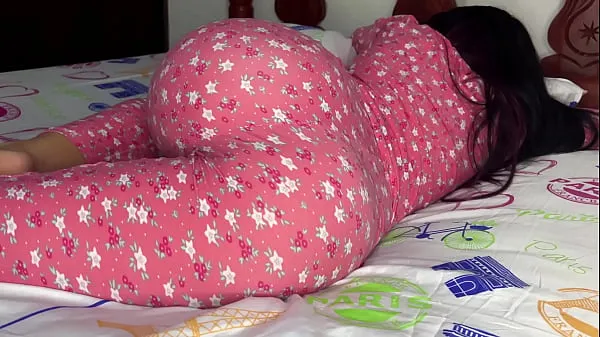 Sıcak Klipler I can't stop watching my Stepdaughter's Ass in Pajamas - My Perverted Stepfather Wants to Fuck me in the Ass gösterin