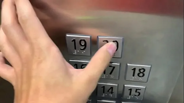 Pokaż Sex in public, in the elevator with a stranger and they catch us ciepłych klipów